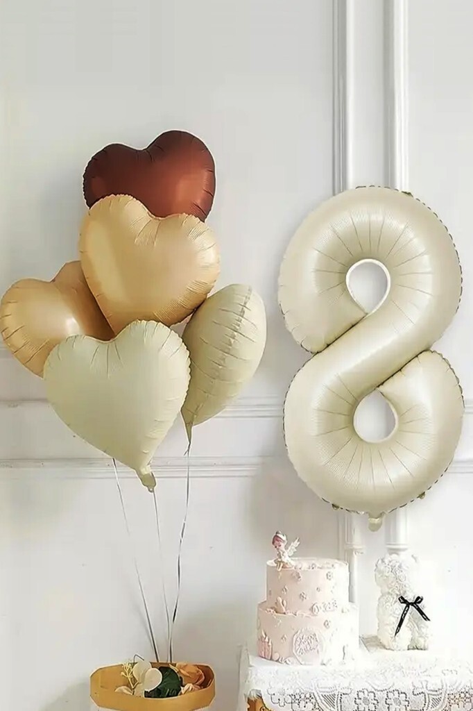 Beysüs 8 Yaş Retro Doğum Günü Balon Seti 5 Adet Kalp Balon - 1