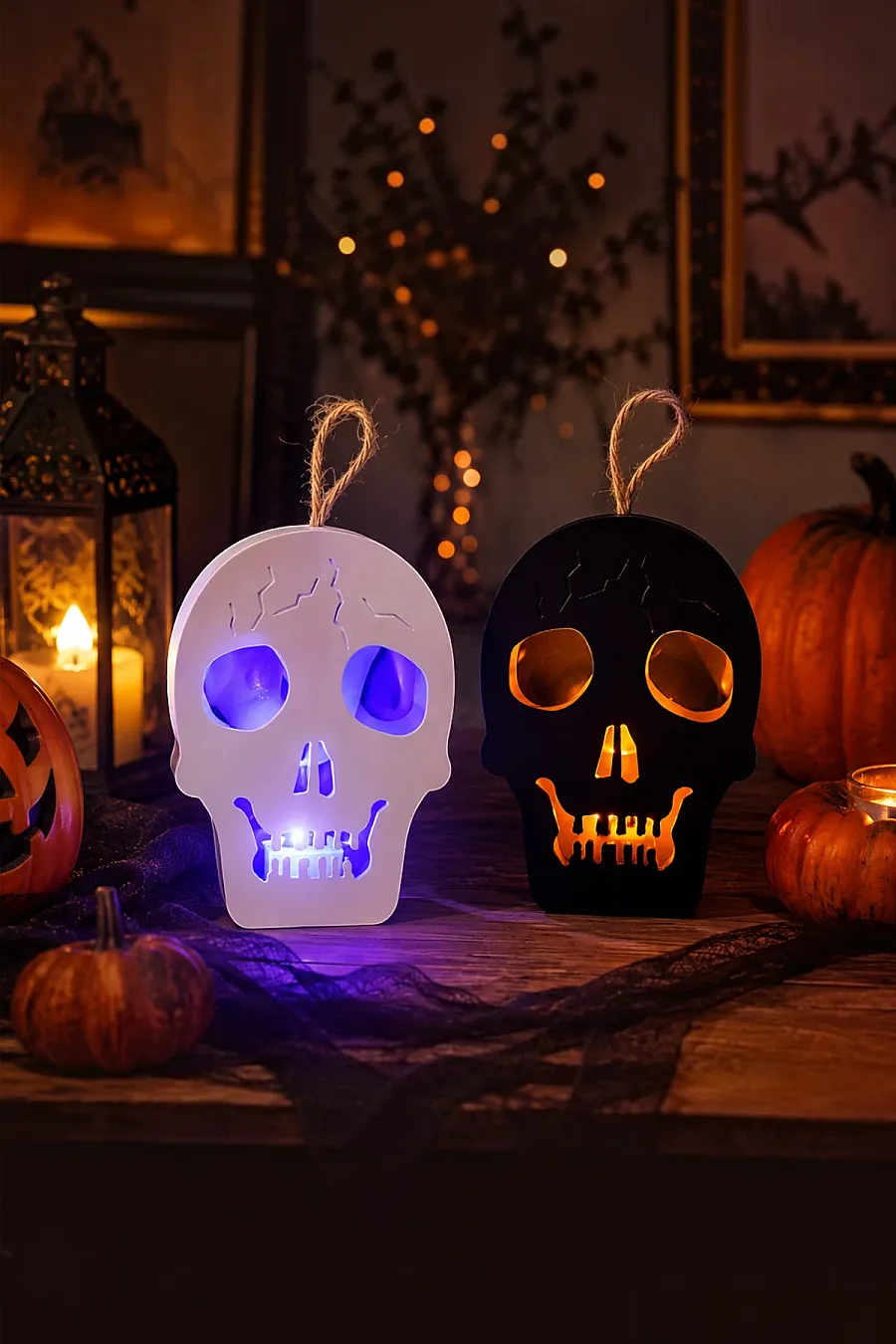 Cadılar Bayramı Halloween Işıklı Kuru Kafa Masa Süsü Çift Taraflı Siyah Beyaz - 1