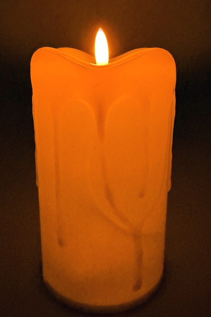 Beysüs Pilli Led Mum Kalın 15 cm - 1