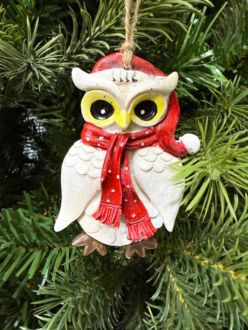 Beysüs Yılbaşı Çam Ağacı Süsü Noel Şapkalı Baykuş Figürü – Puantiyeli Atkı - 5