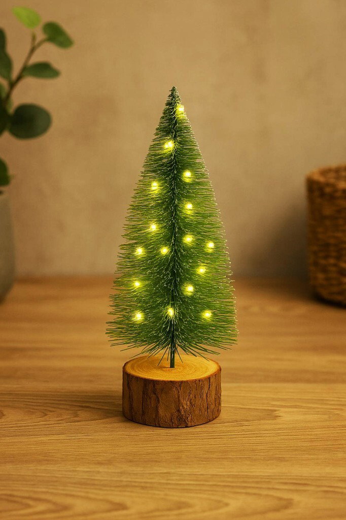 Yılbaşı Dekor 19 cm Işıklı Mini Masa Çamı - 9